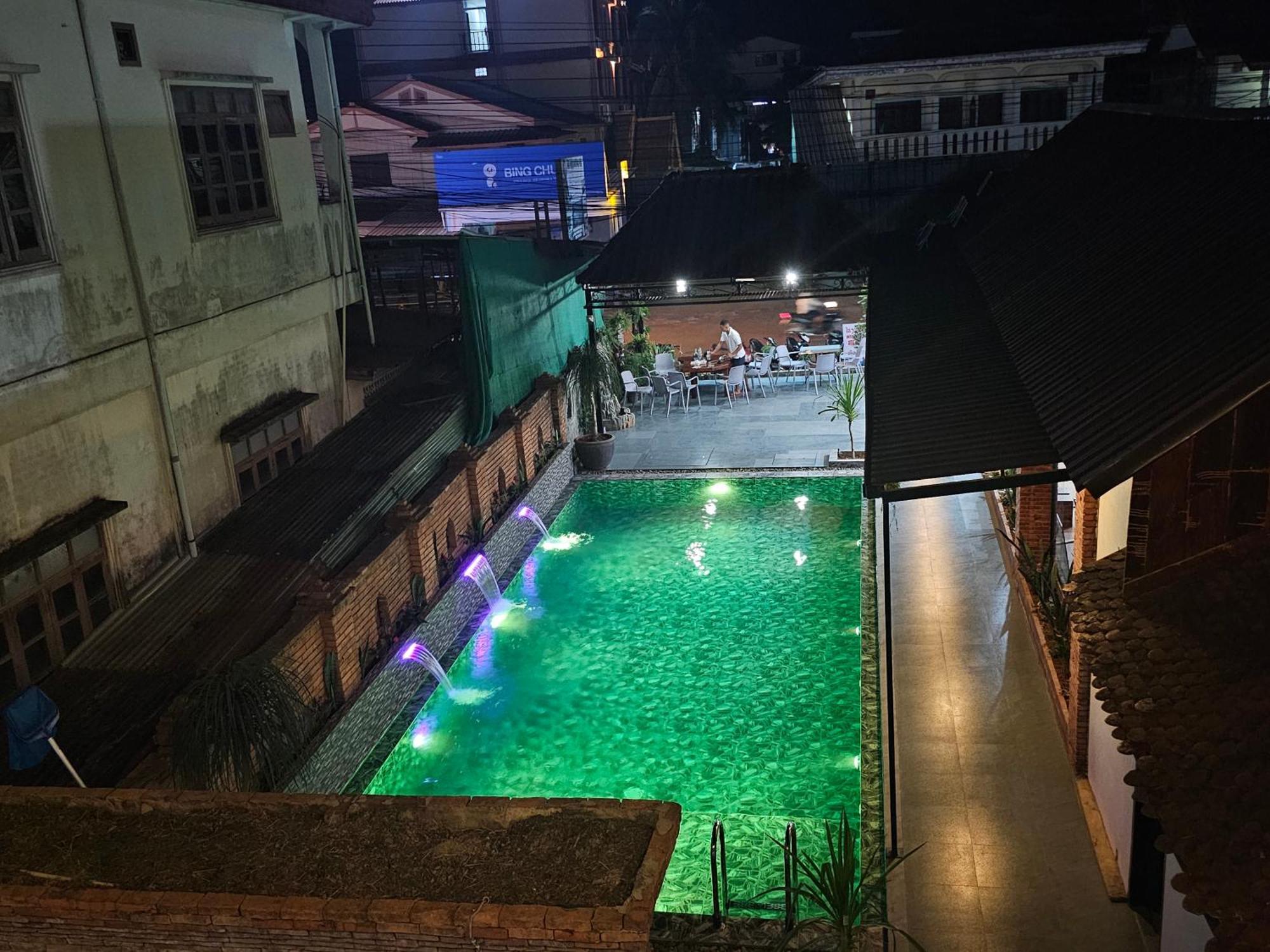 Win Hotel Vang Vieng Exterior foto